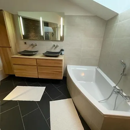 Apartment Spacieux Pres Des Pistes Le Monetier-les-Bains
