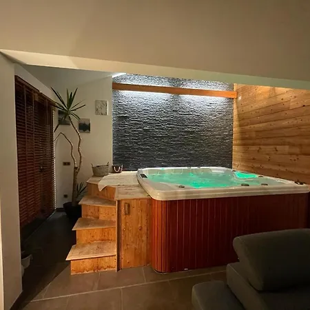 Spacieux Pres Des Pistes Apartamento